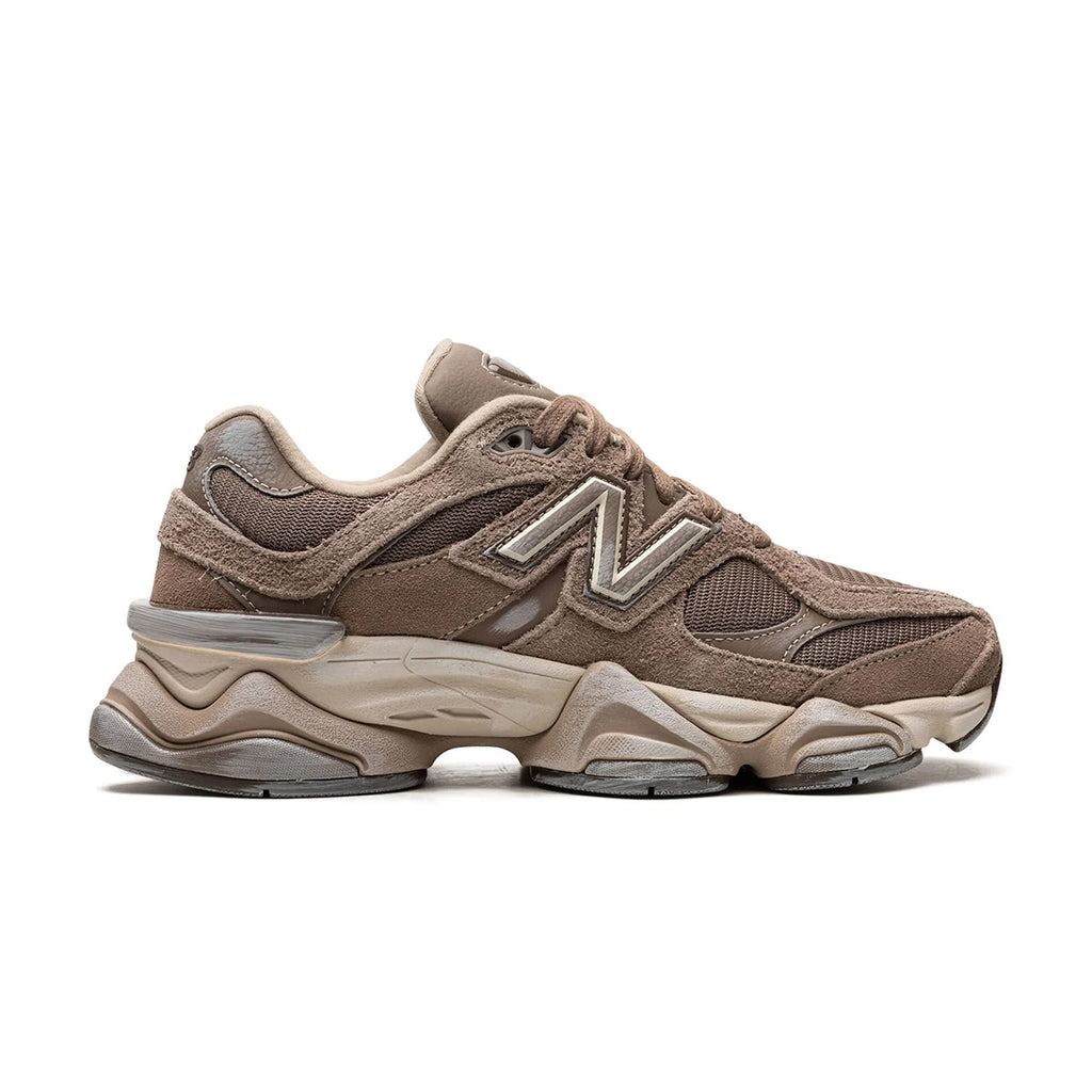 9060 Mushroom Brown